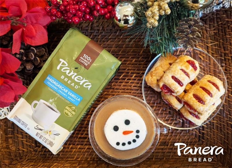 Sip the Season: Gingerbread Latte Magic at Home